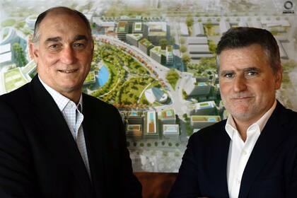 Mondino y Ortolá Martínez, ayer, en la presentación del proyecto