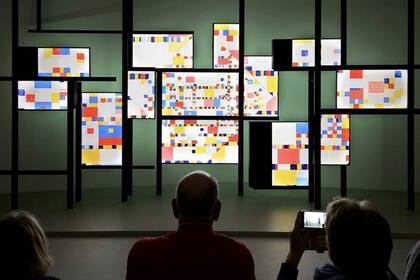 Videoinstalación sobre la vida y obra de Mondrian