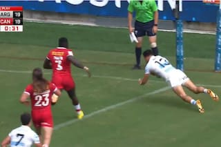 Los Pumas 7s arrancaron con un triunfo agónico en Sídney con un try de su as de espadas y un récord de su emblema