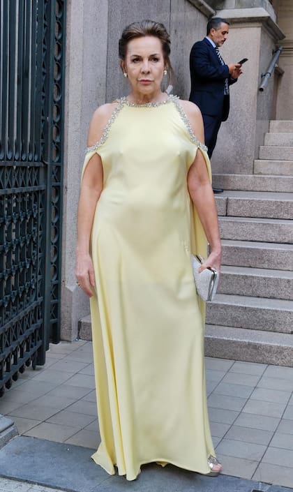 Mónica Gonzaga, con un diseño de Claudia Arce
