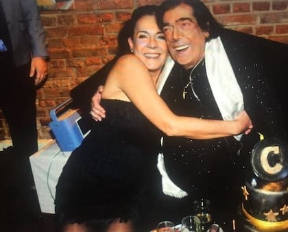 Mónica Gonzaga contó que su relación con Cacho Castaña fue amor verdadero