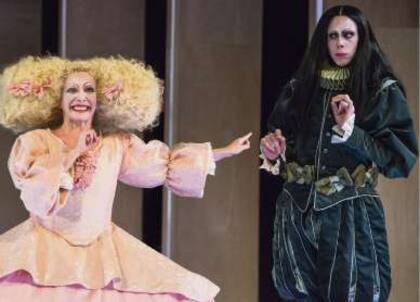 Monina Bonelli y Payuca del Pueblo, en una escena de Siglo de Oro Trans