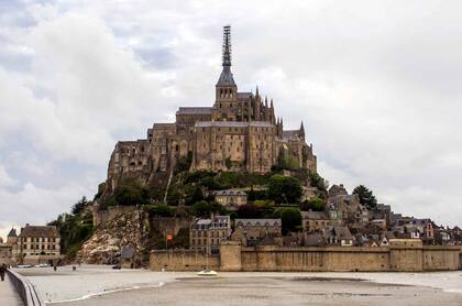 Mont Saint Michel en Bretaña, Francia.