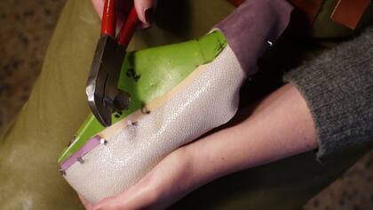 Montado del calzado sobre horma