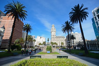 Montevideo y Punta del Este son los destinos más elegidos por los argentinos que se quieren ir a vivir a Uruguay