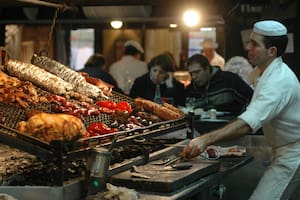 Las diferencias por las que los uruguayos aseguran que su asado es mejor que el argentino