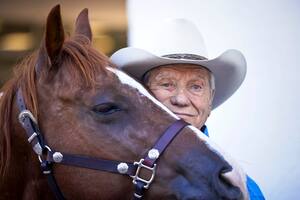 Monty Roberts, el domador de caballos sin violencia, deja un enorme legado