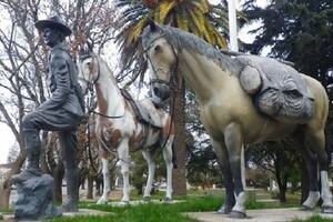 Mancha y Gato, los criollos que pisaron las tierras de los mustangs