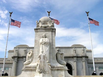 Monumento a Colón en Washington D. C.