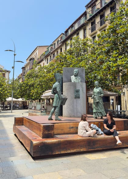 Monumento a las tamborradas