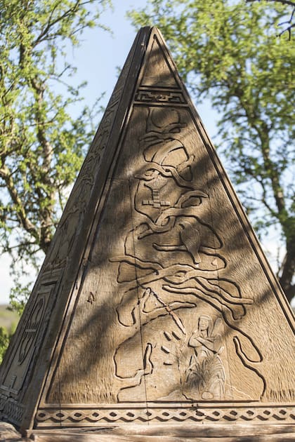 Monumento al Cacique Mariano Rosas en Victorica, La Pampa