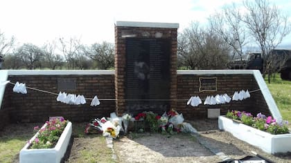 Monumento emplazado en el campo “La garita”, Fray Bentos, Uruguay
