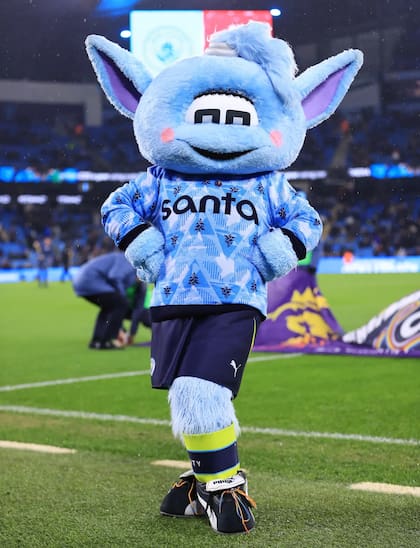 Moonbeam, la mascota de Manchester City que denunció golpes por parte de Haaland