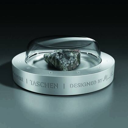 MoonFire (N. Mailer): la edición más lujosa, con roca lunar incluida cuesta 480.000 euros;