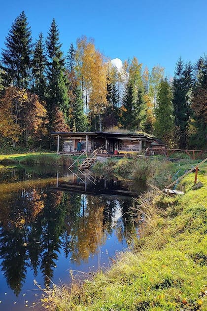 Mooska Smoke Sauna está situada en el extremo sudoriental de Estonia, a unos 20 km de la frontera con Rusia.