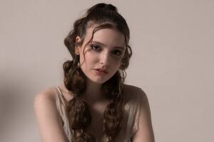 Mora Fisz, la joven compositora que está detrás de las canciones que suenan en streaming