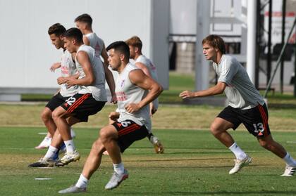 Moreira y Sosa, dos cartas que podrían aparecer en la Bombonera