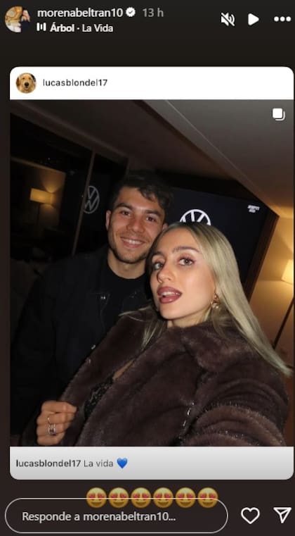 Morena Beltrán le sumó emojis de corazón a su publicación