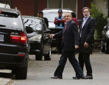 Moreno junto a su abogado, ayer, en Comodoro Py