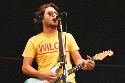 Moretti y la remera de su banda pasión: Wilco.