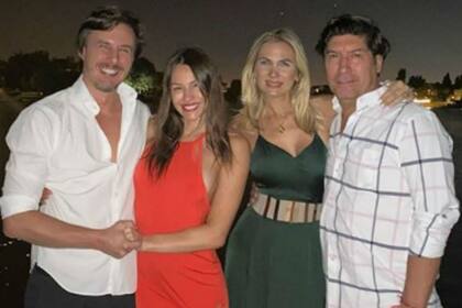 Moritán, Ardohain y su pareja amiga, María Alberó e Iván Zamorano