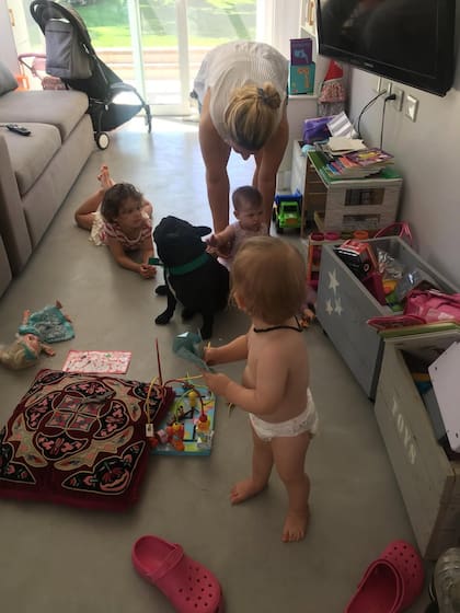 Moro se convirtió en un compañero incondicional de los hijos de Pedro y Paula (Foto: Instagram @chavespauok)