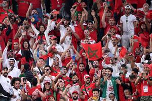 Marruecos desató una fiesta en el mundo árabe y sus hinchas sueñan con una final contra Argentina