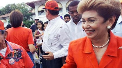 Moscoso ganó protagonismo tras la muerte de su marido.