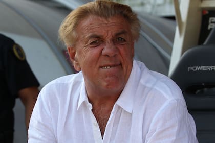 Mostaza dirigió un solo partido en Colón y se fue