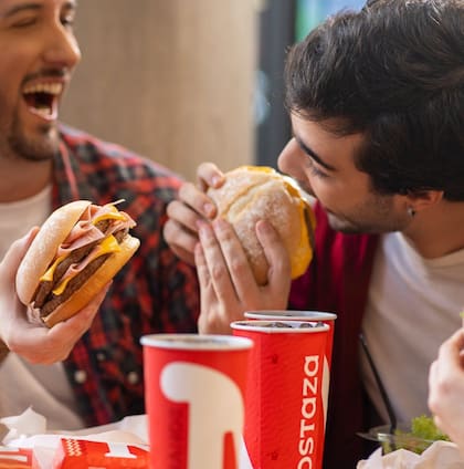 Mostaza es una de las cadenas de comida rápida que participa de la Noche de las Hamburgueserías