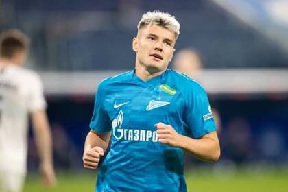 Mostovoy jugó el domingo e hizo un gol por Zenit contra Dinamo, de Moscú, tres días luego del intento de secuestro.