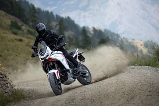 Lanzan en la Argentina una nueva moto con foco en la aventura y los viajes largos