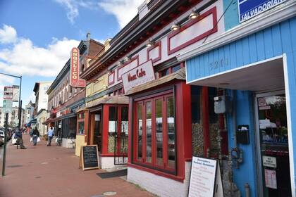 Mount Pleasant, un barrio ubicado al noroeste de Washington D.C., es el centro histórico de la comunidad salvadoreña