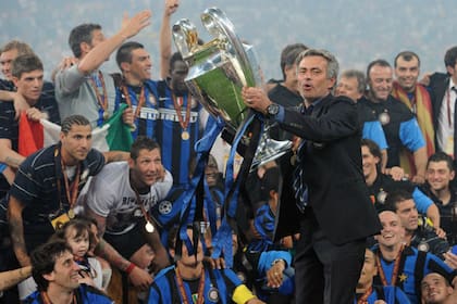 Mourinho, campeón de la Champions con Inter