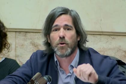 Nicolás del Caño es tanto candidato a diputado nacional como provincia en la provincia de Buenos Aires