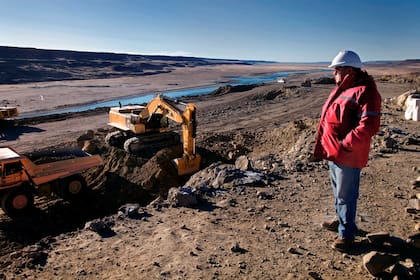 Movimientos de suelo en las márgenes del río Santa Cruz