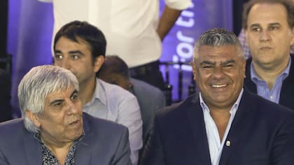 Hugo Moyano y Claudio "Chiqui" Tapia tuvieron una relación de suegro y yerno, además de la de presidentes de Independiente y AFA, pero el club de Avellaneda fue perdiendo peso en la institución madre.