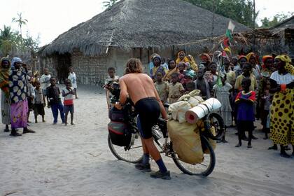 En una aldea en el norte de Mozambique en julio 2002