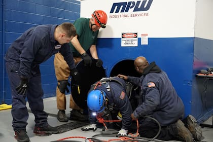 MPW bridaba servicio de limpieza industrial en una fábrica de autos eléctricos de Tesla en Austin, Texas