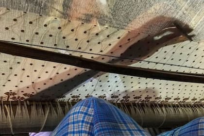 Muchas de las habilidades necesarias para hacer muselina de Dhaka se han perdido, por lo que igualar la calidad de la tela original es un desafío