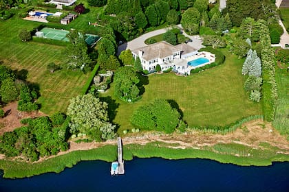 Muchas personas huyeron de Nueva York por la pandemia del coronavirus y el aumento del crimen