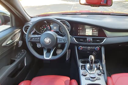 Muchísima calidad en el interior del Alfa Romeo Giulia