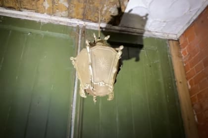 Mucho de los objetos que aparecieron dentro de la casa pertenecen a las décadas del 50, 60, 70 y 80