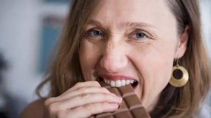 Muchos alimentos, como el chocolate, contienen cafeína