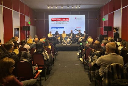 “Muchos chicos llegan con el sueño de hacerse millonarios”, advirtieron los especialistas