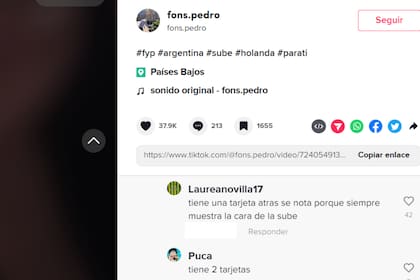 Muchos comentarios apuntaron que el video fue falso y que en realidad el joven tenía dos tarjetas