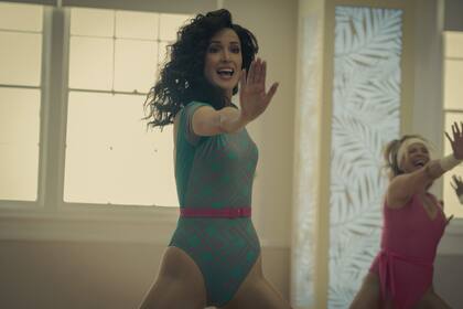 Muchos creen que la historia de Physical está levemente inspirada en la vida de Jane Fonda. Foto gentileza de AppleTv+