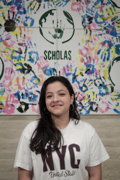 Muchos de los chicos que participan de Scholas van o sueñan con ir a la facultad, como Jenny Recalde, que quiere estudiar medicina