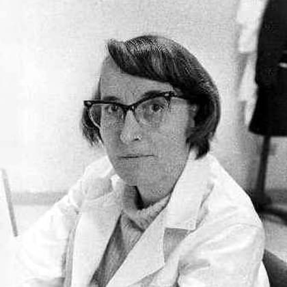 Muchos de sus colegas consideraban que sus estudios sobre el "más allá" manchaban su integridad científica.