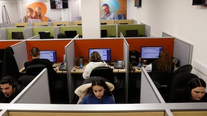 Muchos empleados de una empresa de telecomunicaciones ubicada en el norte de Israel, en la frontera con el Líbano, han decidido abandonar sus trabajos